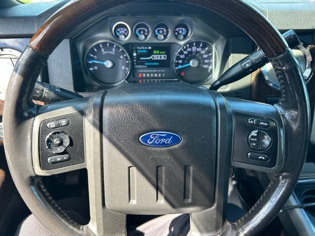 Used 2015 White Ford Platinum image 29