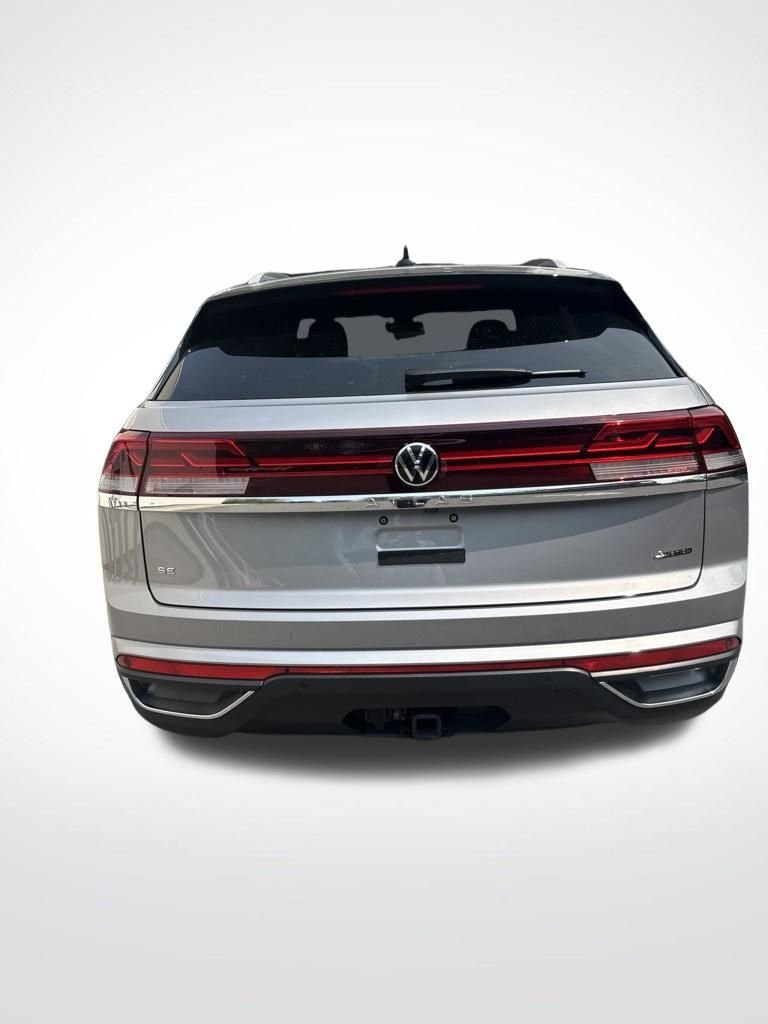 Used 2024 Gray Volkswagen 2.0T SE w/Technology image 25