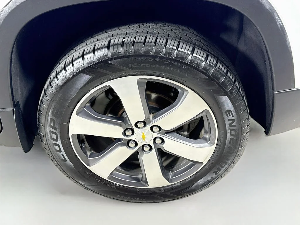 Used 2019 Summit White Chevrolet LT Leather image 33