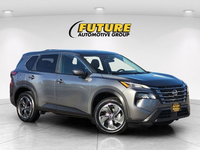 Used 2024 Gray Nissan SV image 1