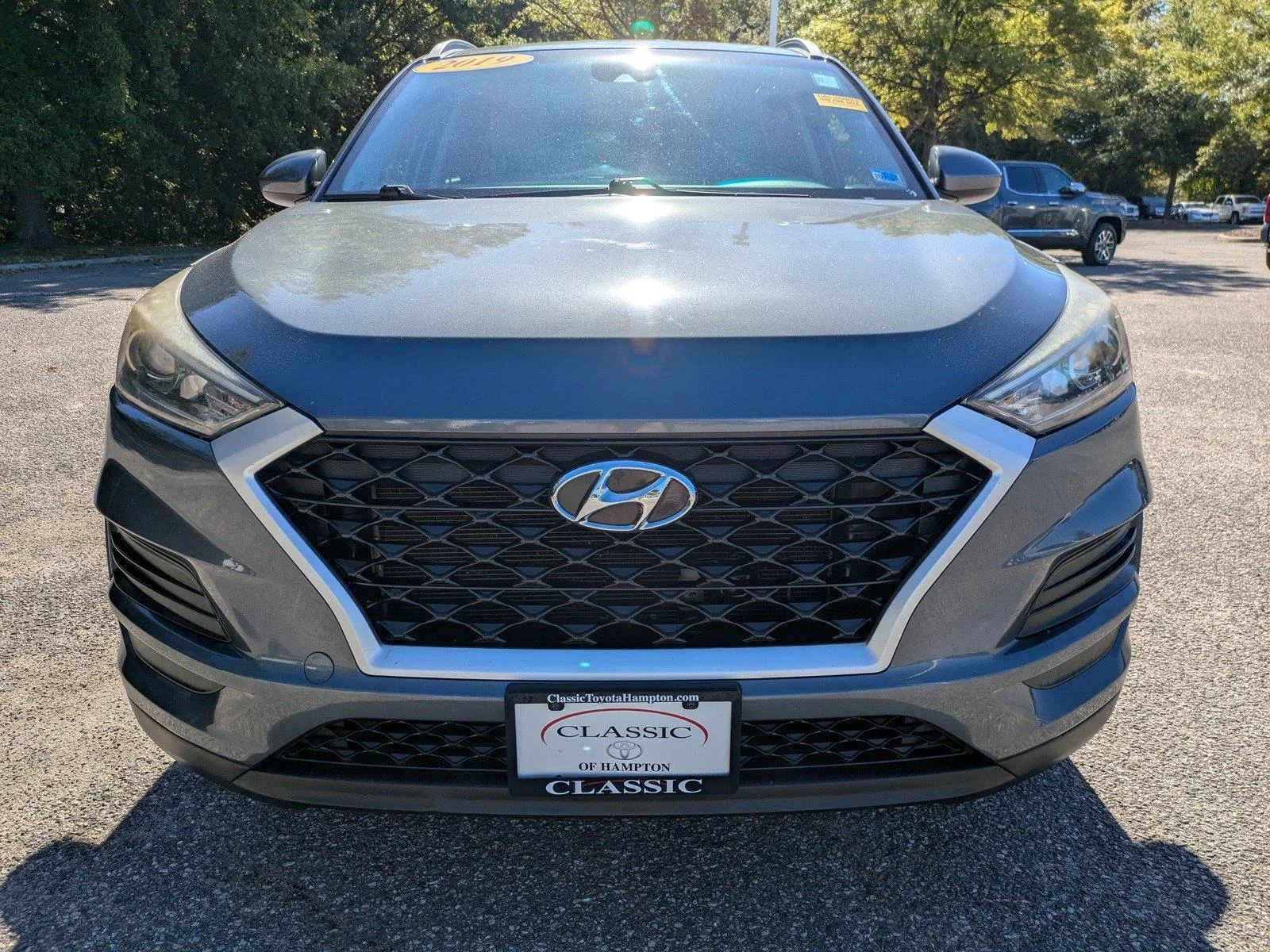 Used 2019 Coliseum Gray Hyundai Value image 9