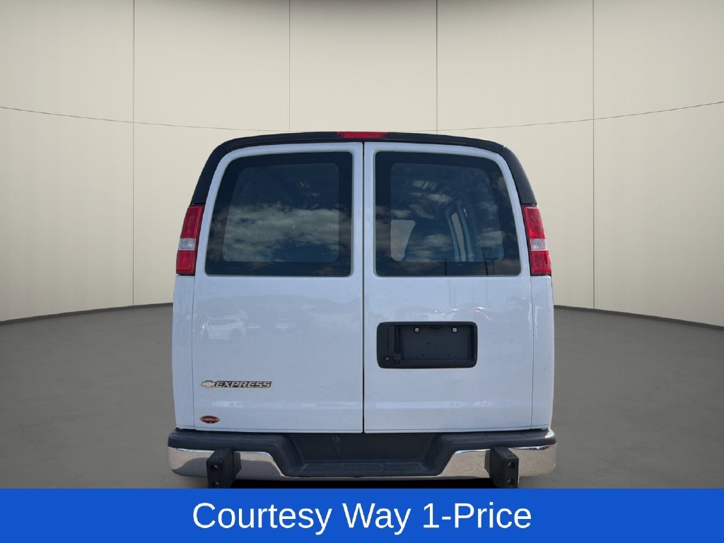 Used 2023 White Chevrolet Work Van image 8