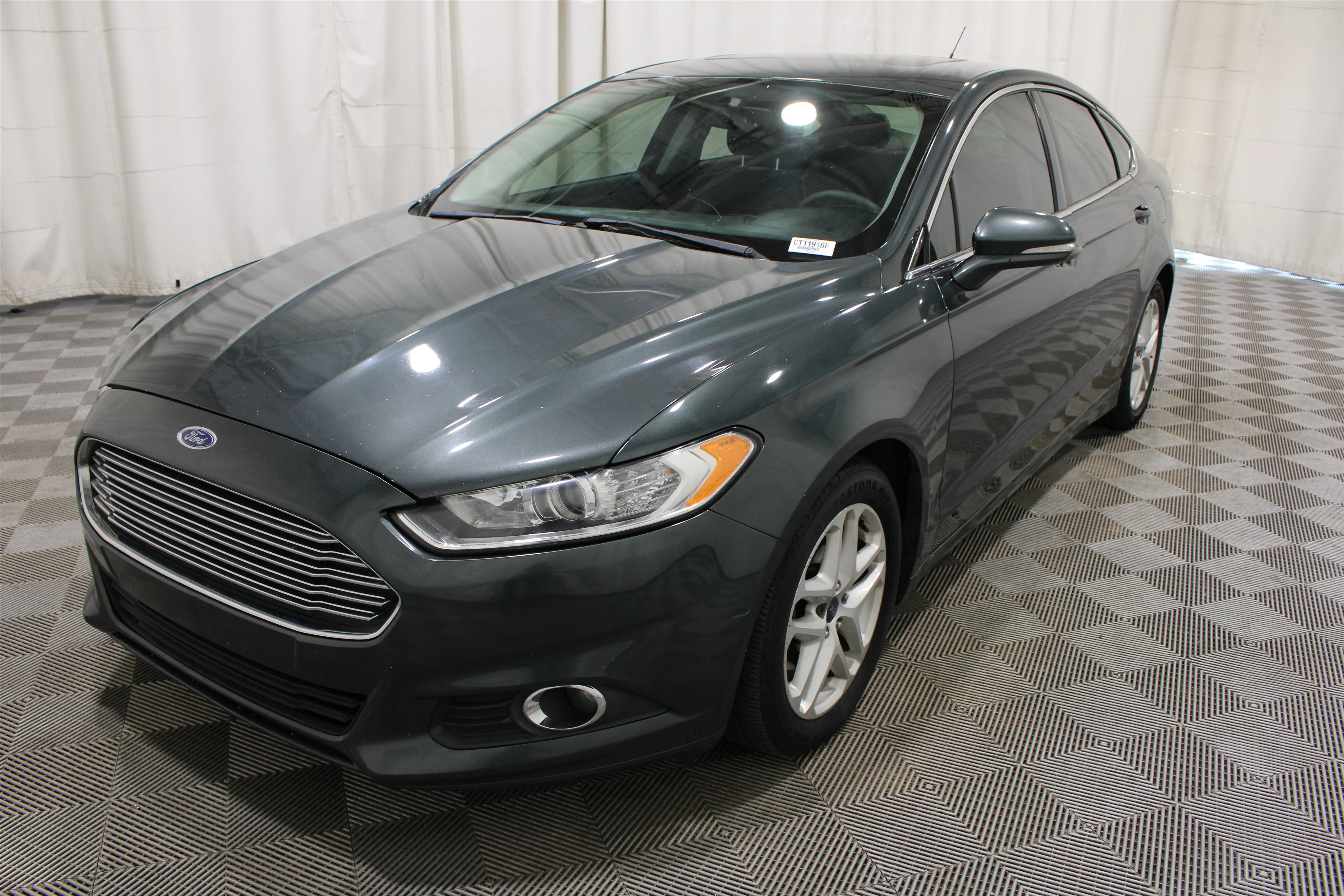 2016 Ford Fusion SE - Photo 31