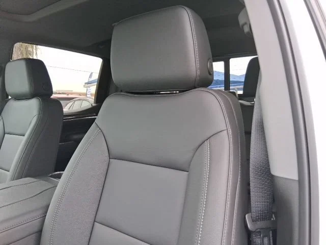 New 2026 Summit White Chevrolet LT Trail Boss image 17