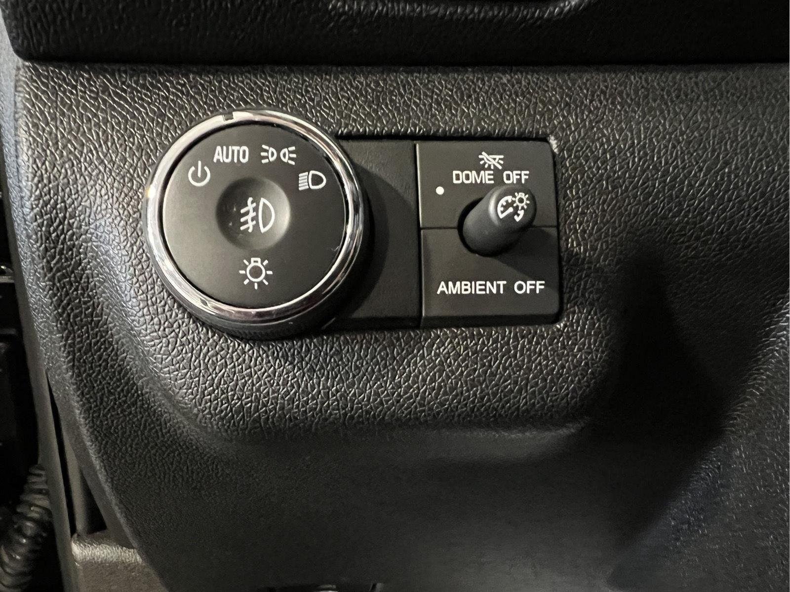 Used 2014 Black Granite Metallic Chevrolet LT image 23