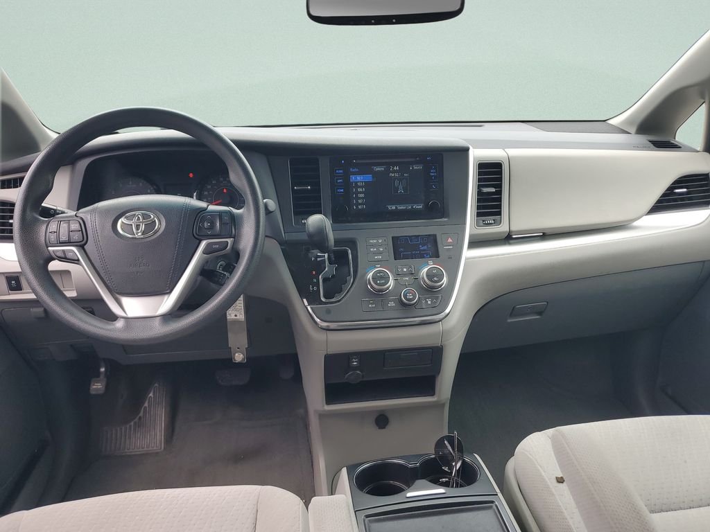 Used 2015 Gray Toyota LE image 11