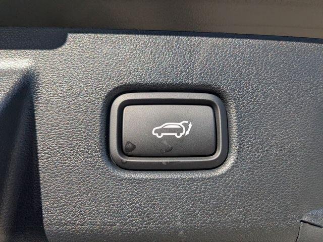 New 2026 Green Hyundai SEL FWD image 13