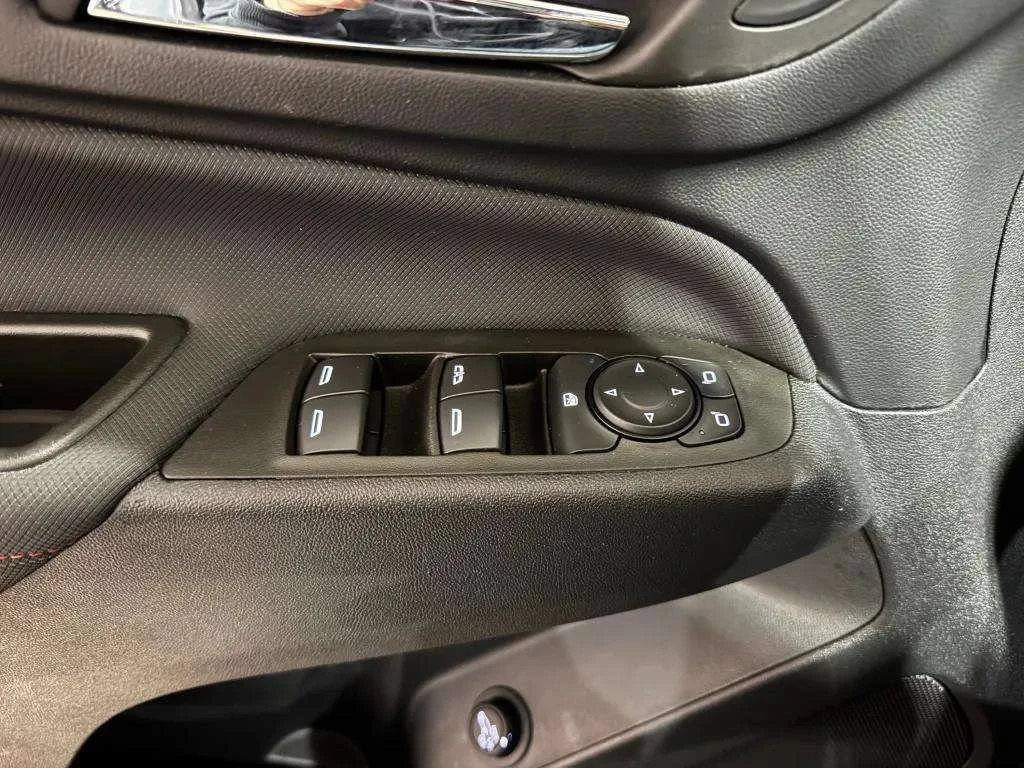 2023 Chevrolet Equinox RS - Photo 19