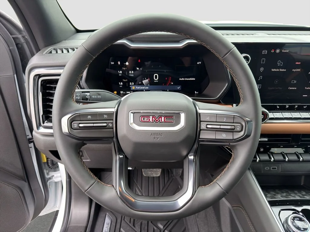 2026 GMC Canyon AT4 - Photo 10