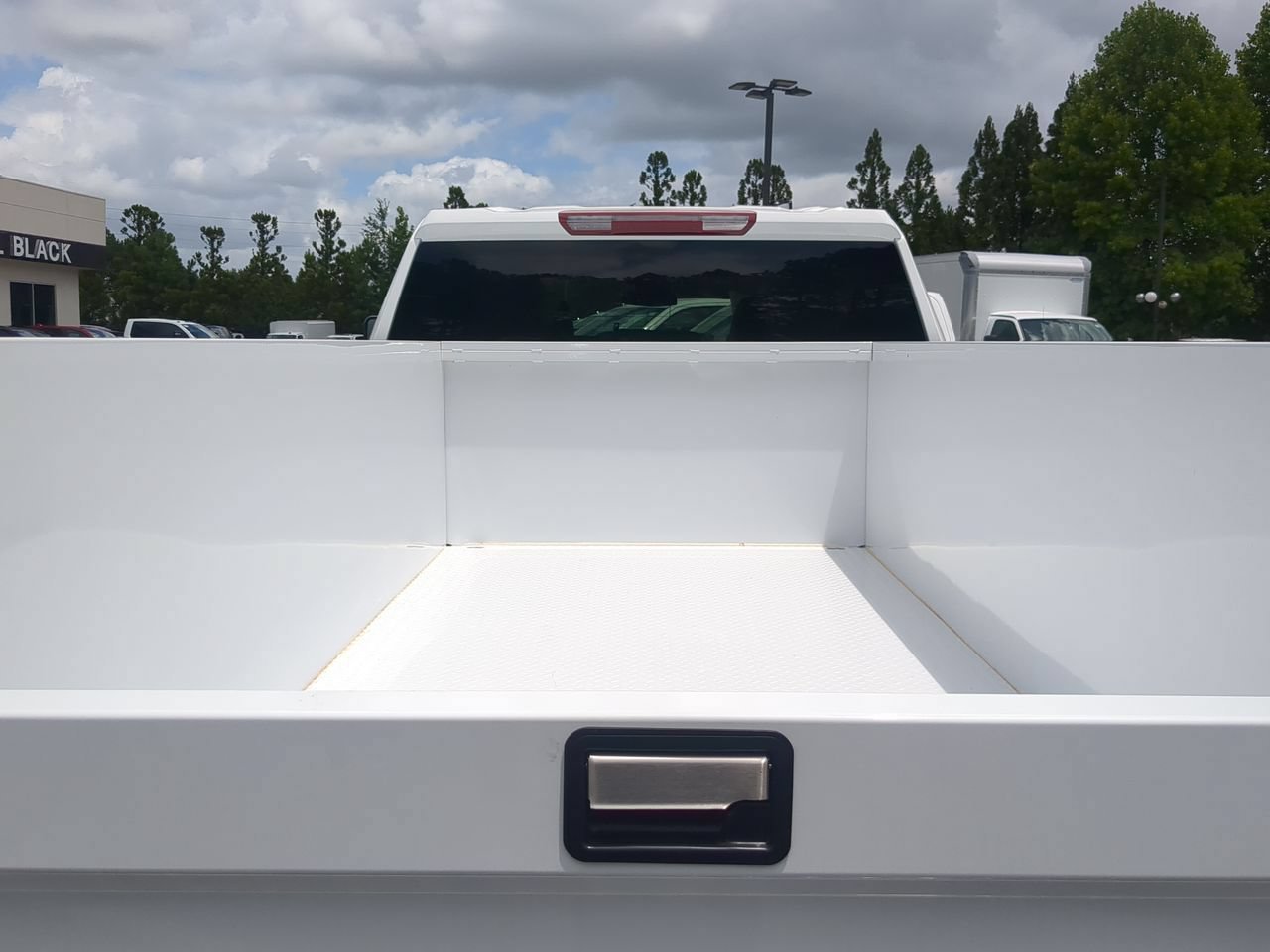 New 2026 Summit White GMC Pro image 24