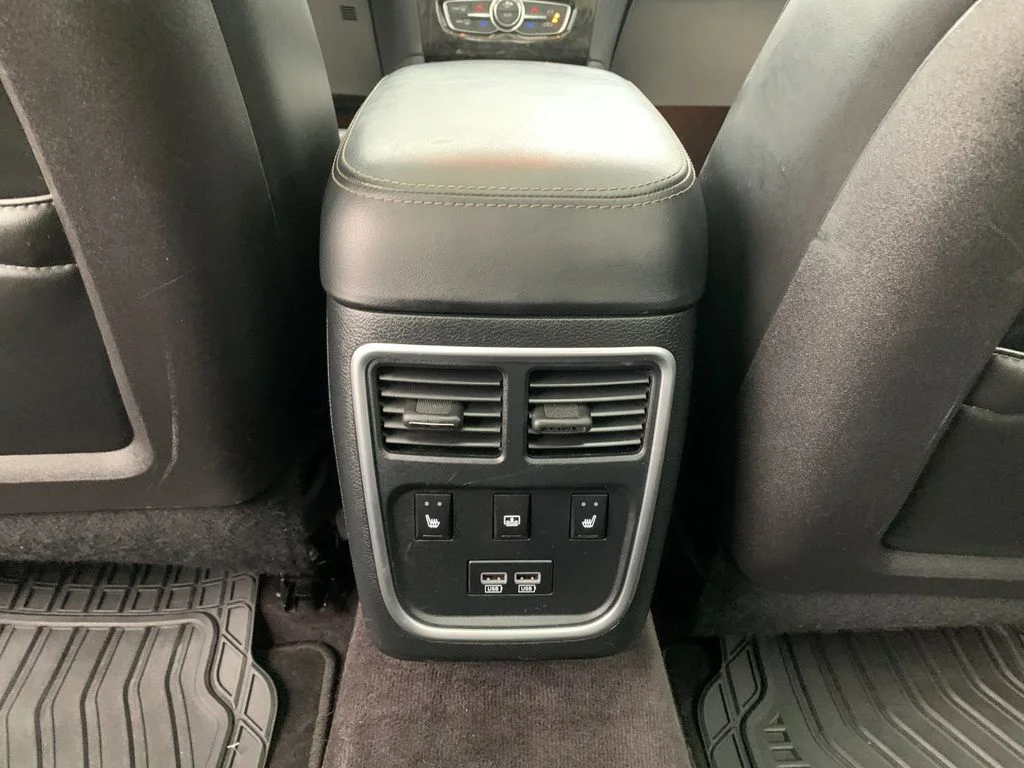 Used 2017 Silver Chrysler C image 15