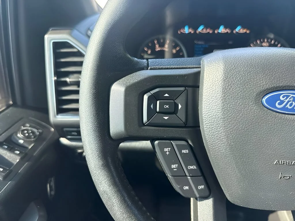 Used 2018 Gray Ford XL image 16