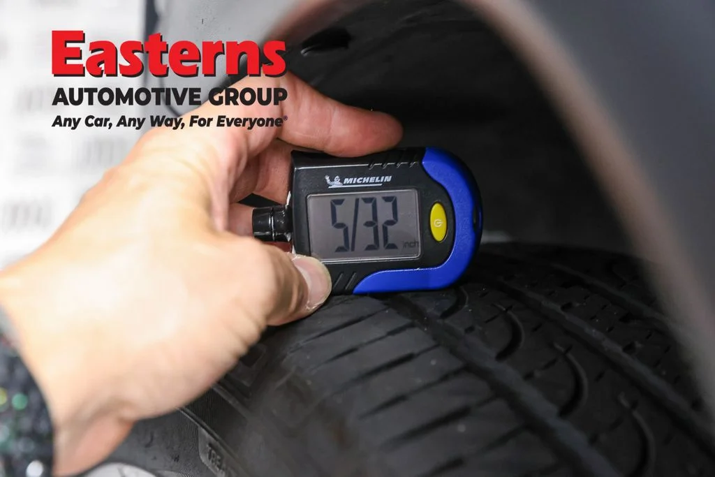 Used 2023 Gray Jeep Latitude Lux image 26