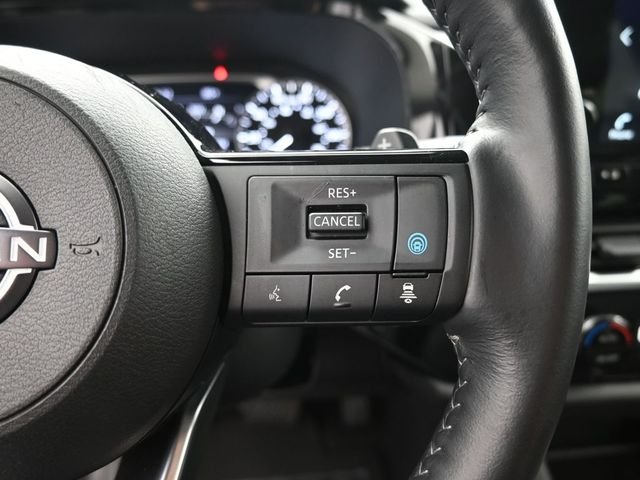 Used 2025 Gray Nissan SL image 2