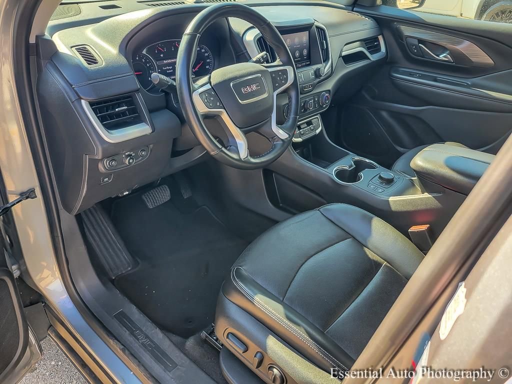 2023 GMC TERRAIN - Image 9