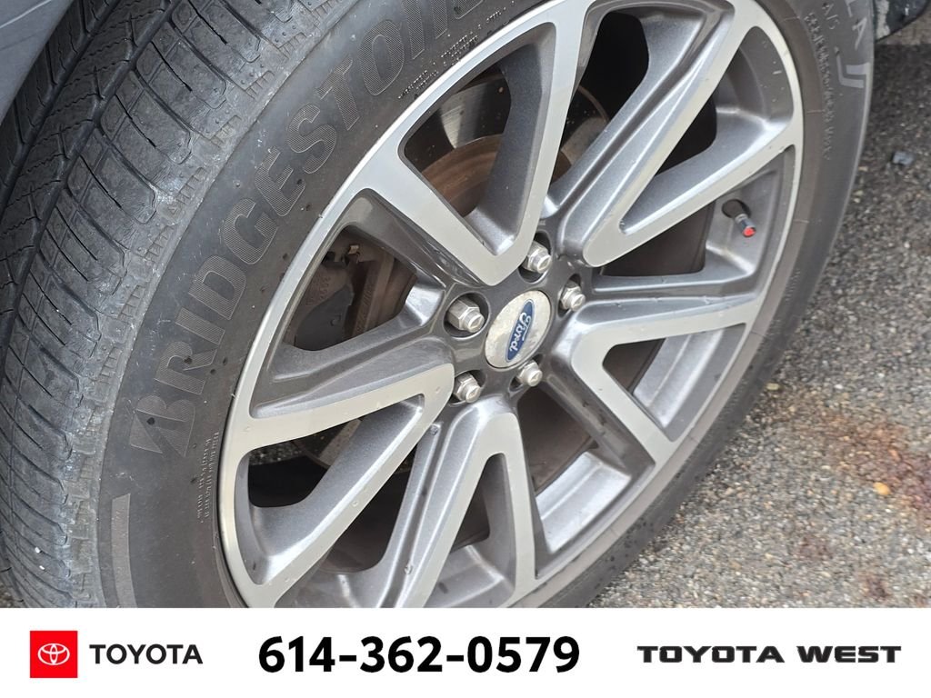 Used 2015 Black Ford XLT image 10