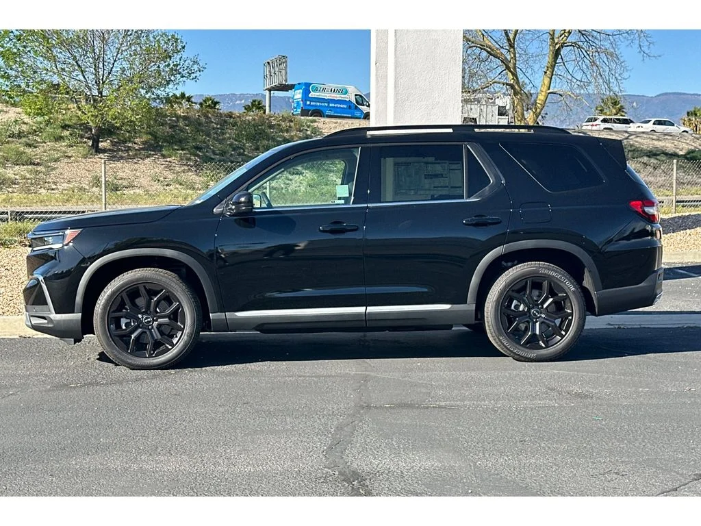 2025 Honda Pilot Touring - Photo 8