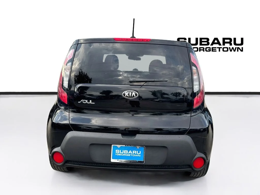 Used 2016 Black Kia Base image 6