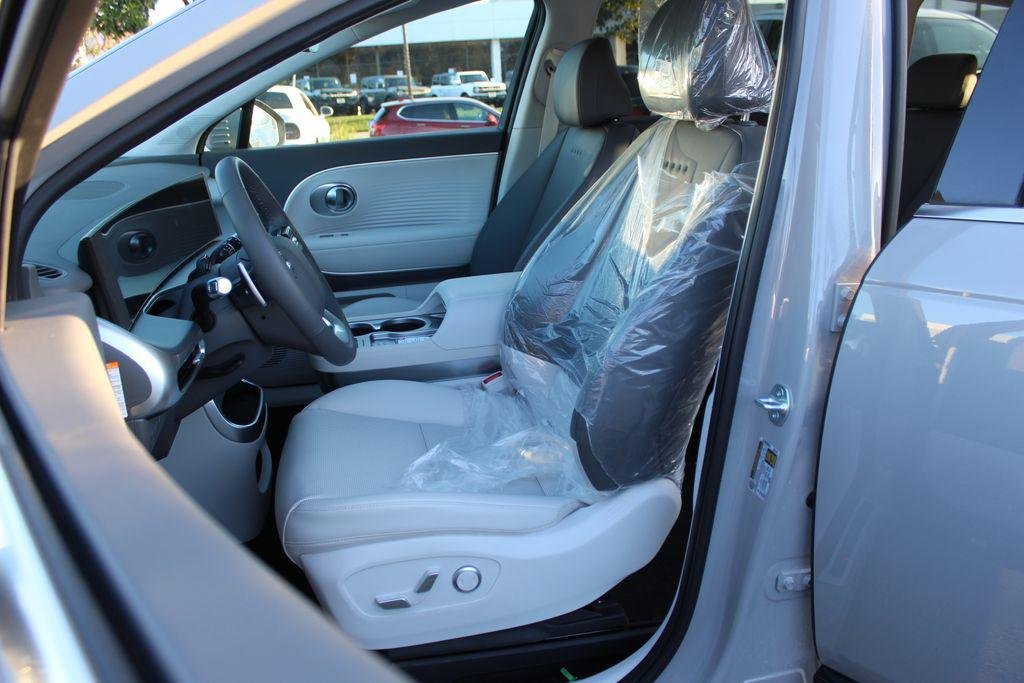 2026 Hyundai IONIQ 9 SEL - Photo 13