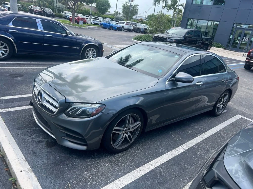 Used 2018 Gray Mercedes-Benz E 300 image 2