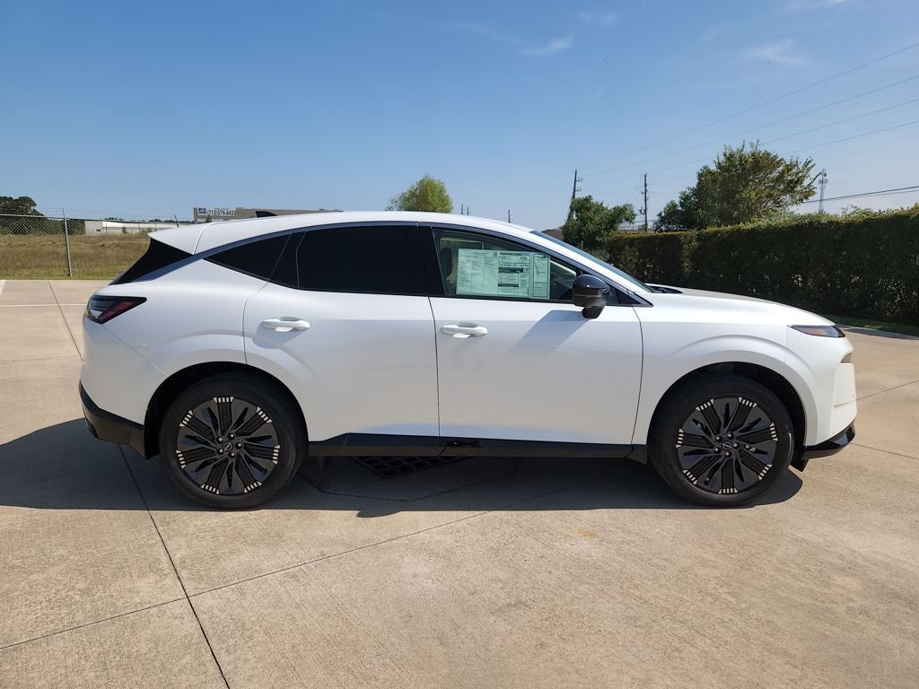 New 2026 Everest White Pearl TriCoat Nissan Platinum AWD image 4