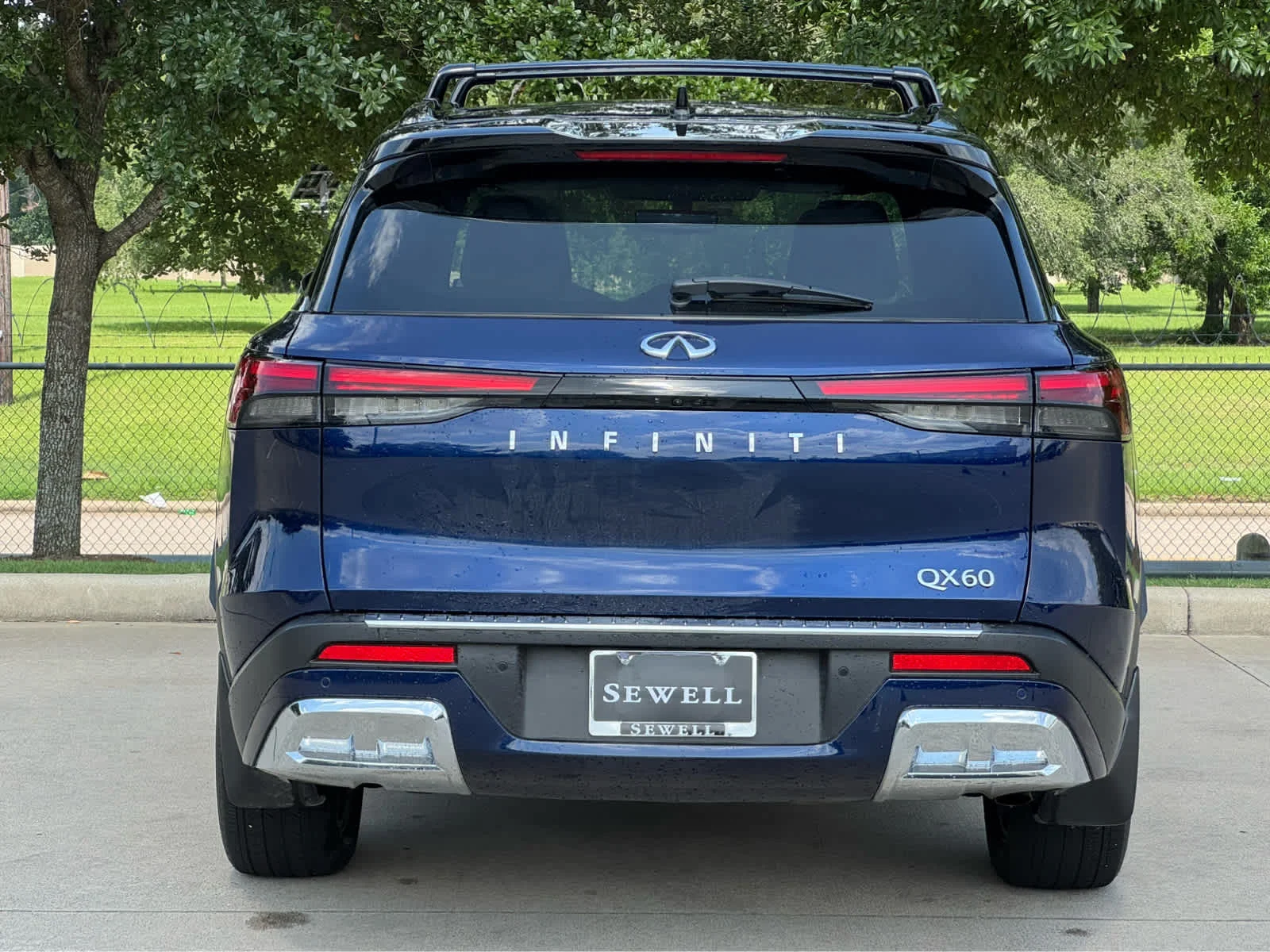 Certified Used 2022 2T GRND BLUE INFINITI AUTOGRAPH image 7