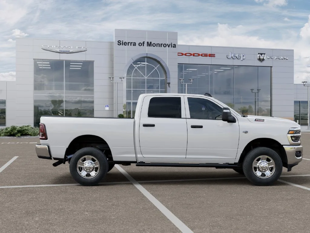 New 2027 White Ram Tradesman image 21
