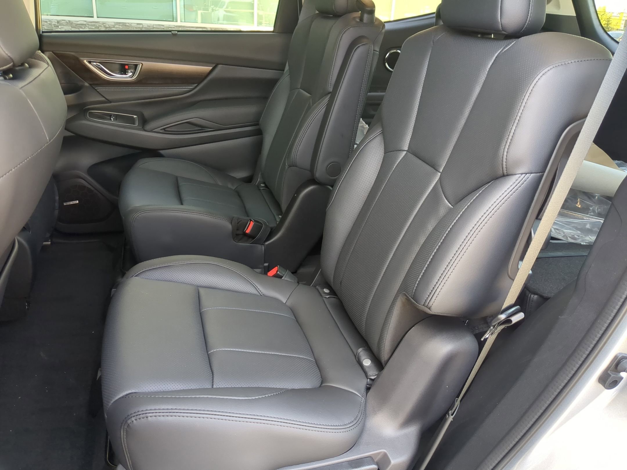 New 2026 ICE SILVER METALLIC Subaru Touring 7-Passenger image 7