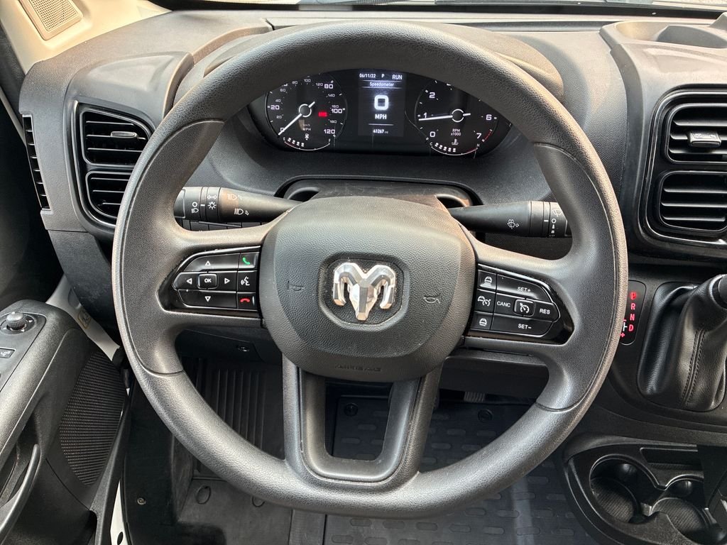 Used 2025 White Ram Base image 18