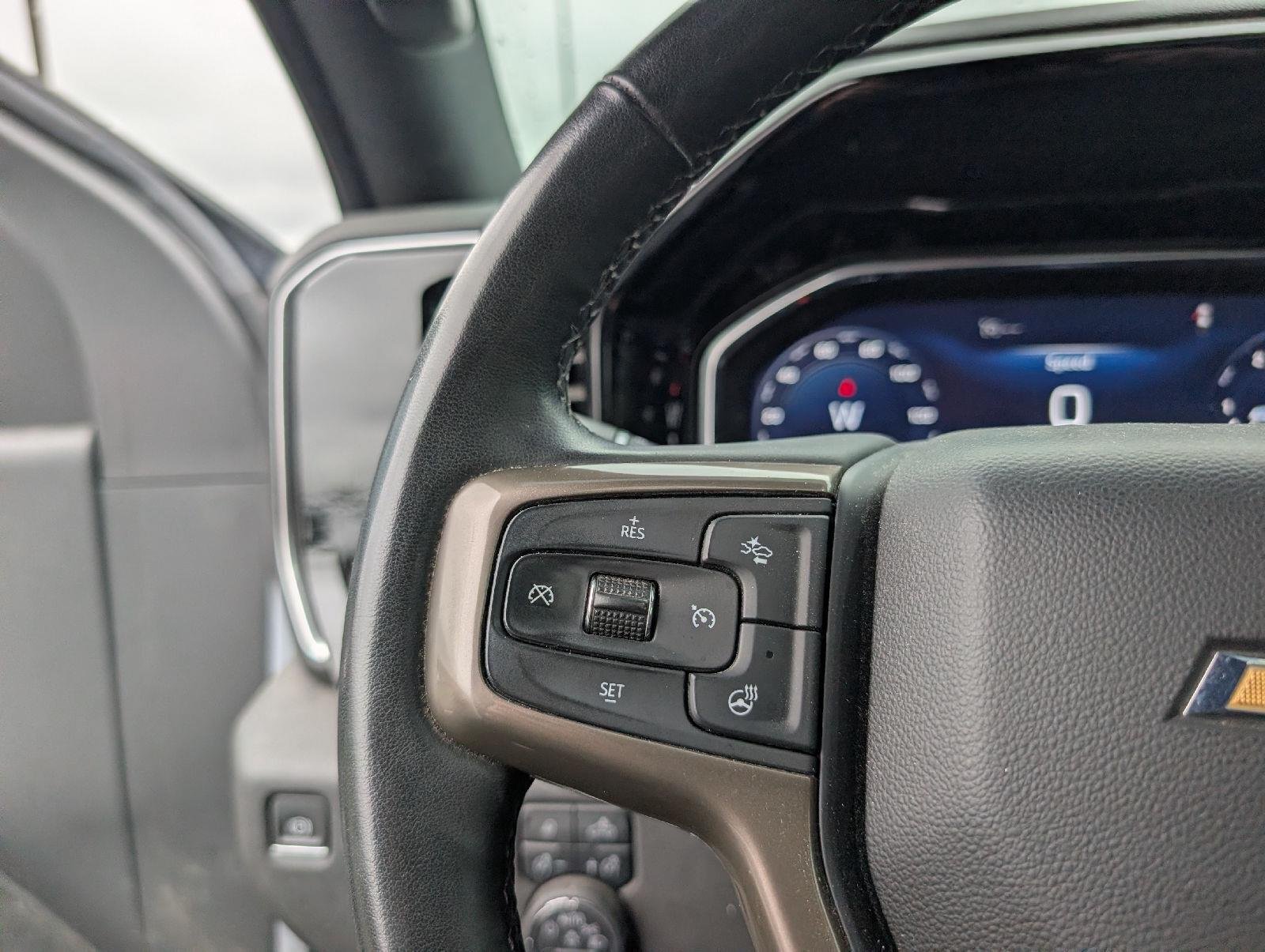 Used 2024 Iridescent Pearl Tricoat Chevrolet High Country image 11