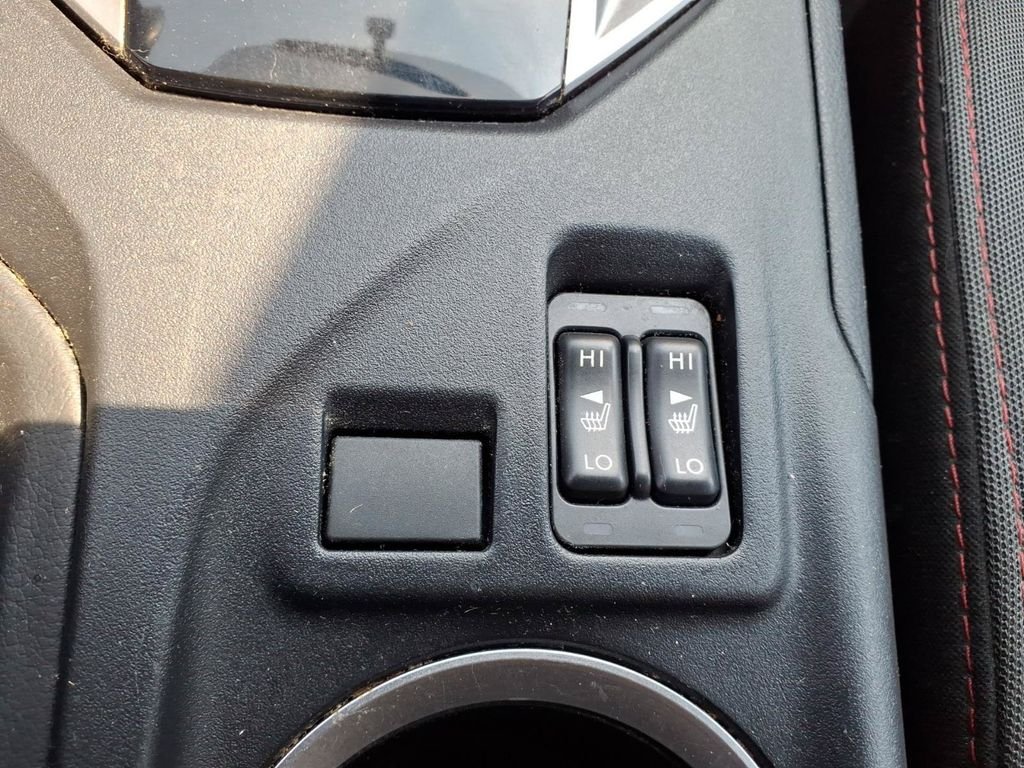 Used 2019 Silver Subaru 2.0i Sport image 31