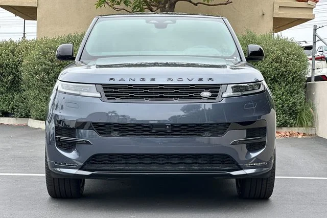 New 2026 Varesine Blue Land Rover Autobiography image 8