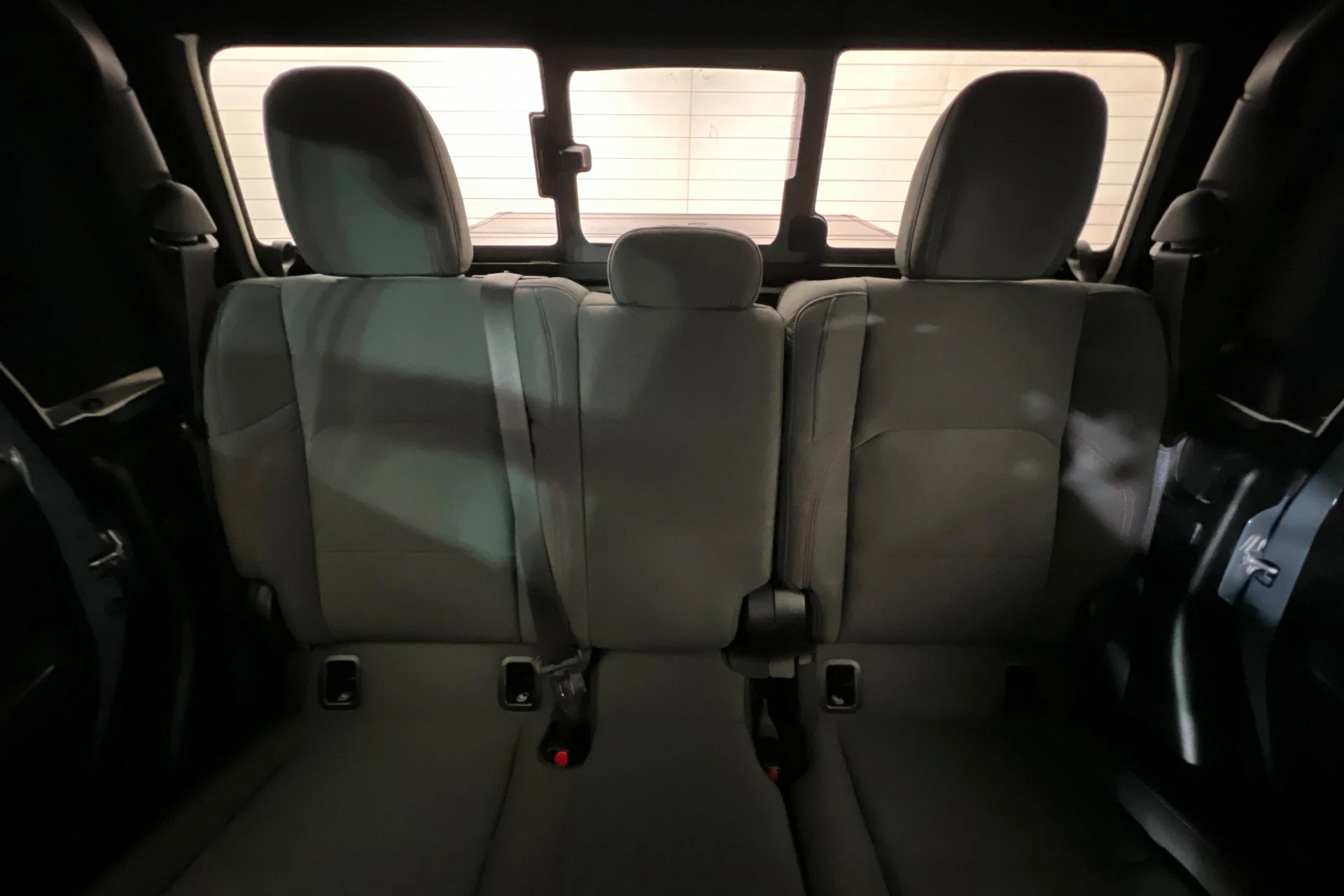Used 2024 Anvil Clear Coat Jeep Rubicon image 23