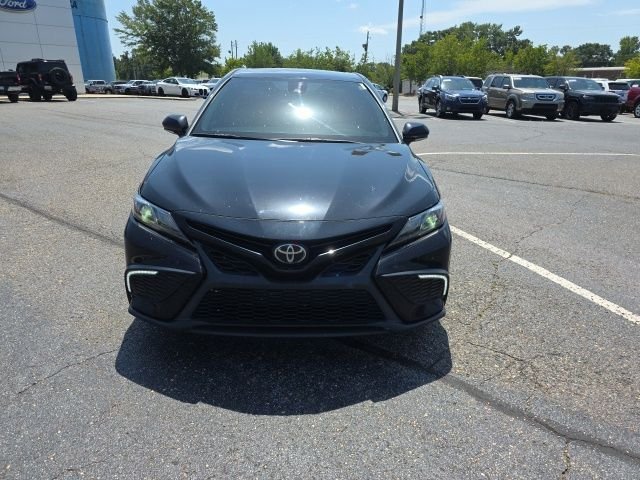 Used 2022 Black Toyota SE image 8