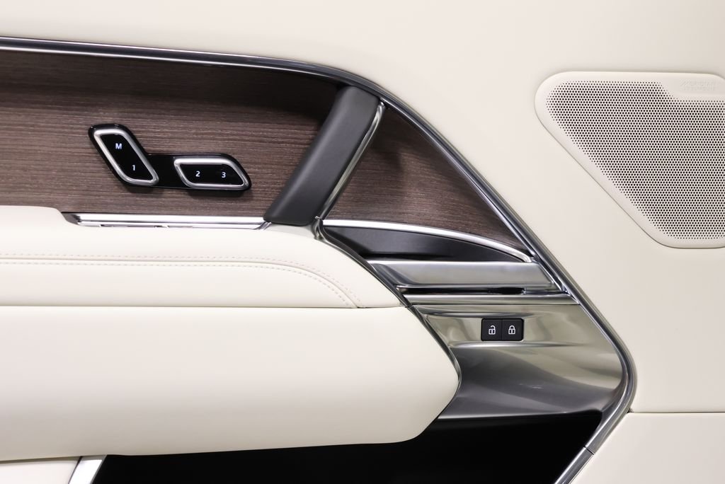 2026 Land Rover Range Rover SE - Photo 33