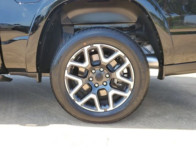 2026 RAM 1500 Laramie - Photo 9