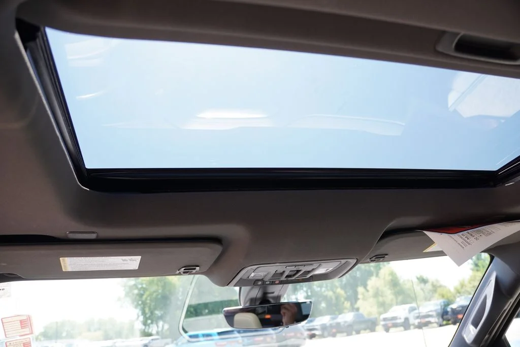 Used 2019 Cajun Red Tintcoat Chevrolet LTZ image 20