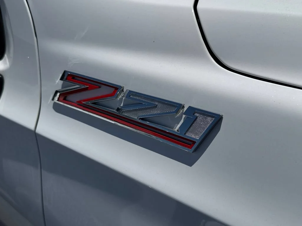 Used 2024 Summit White Chevrolet Z71 image 12