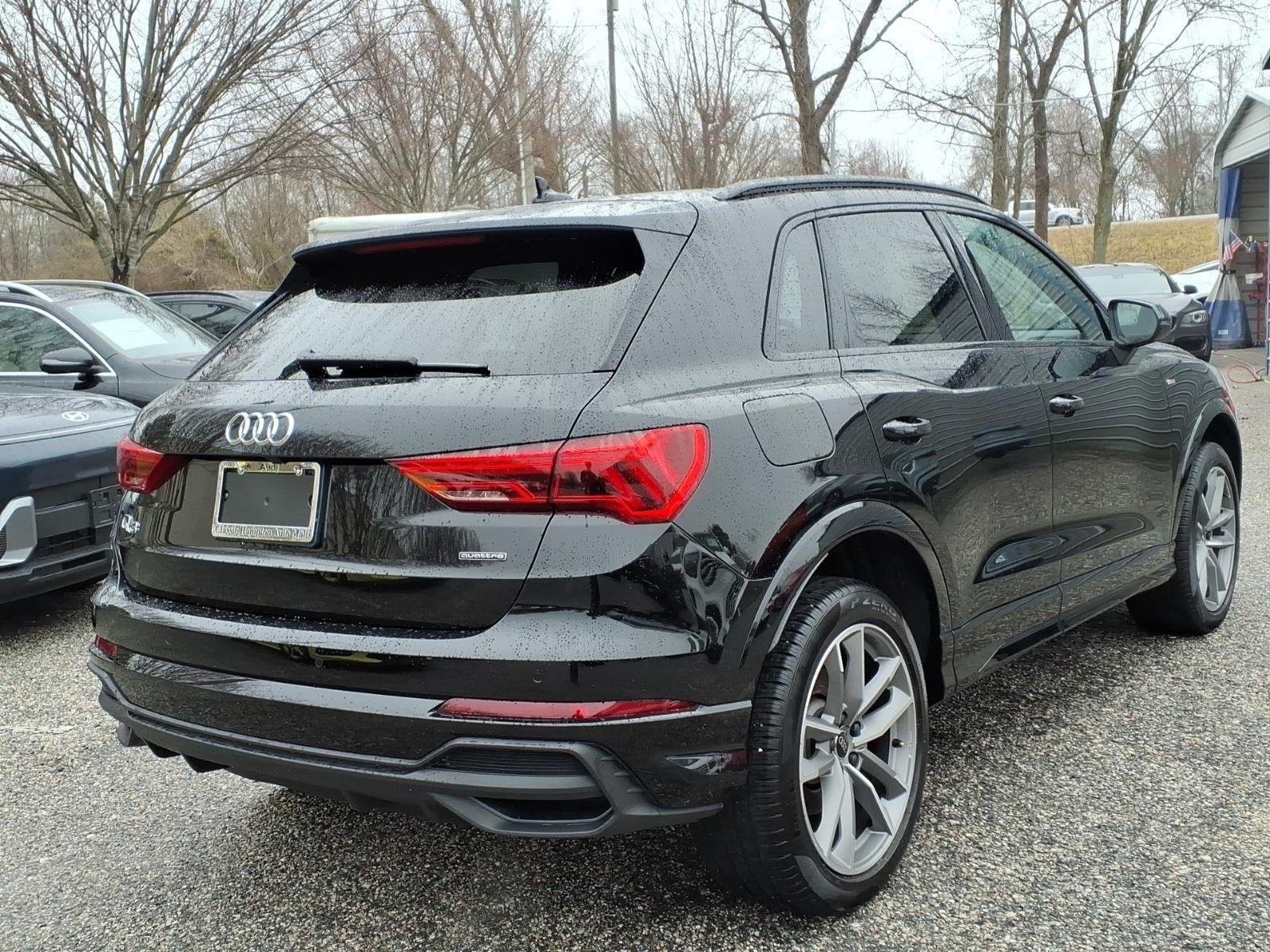 Used 2025 Mythos Black Metallic Audi S line Premium image 6