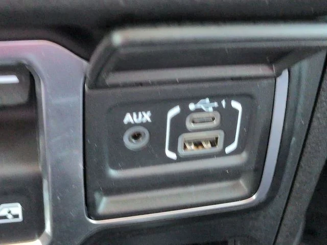 Certified Used 2024 Hydro Blue Pearlcoat Jeep Sport S image 22