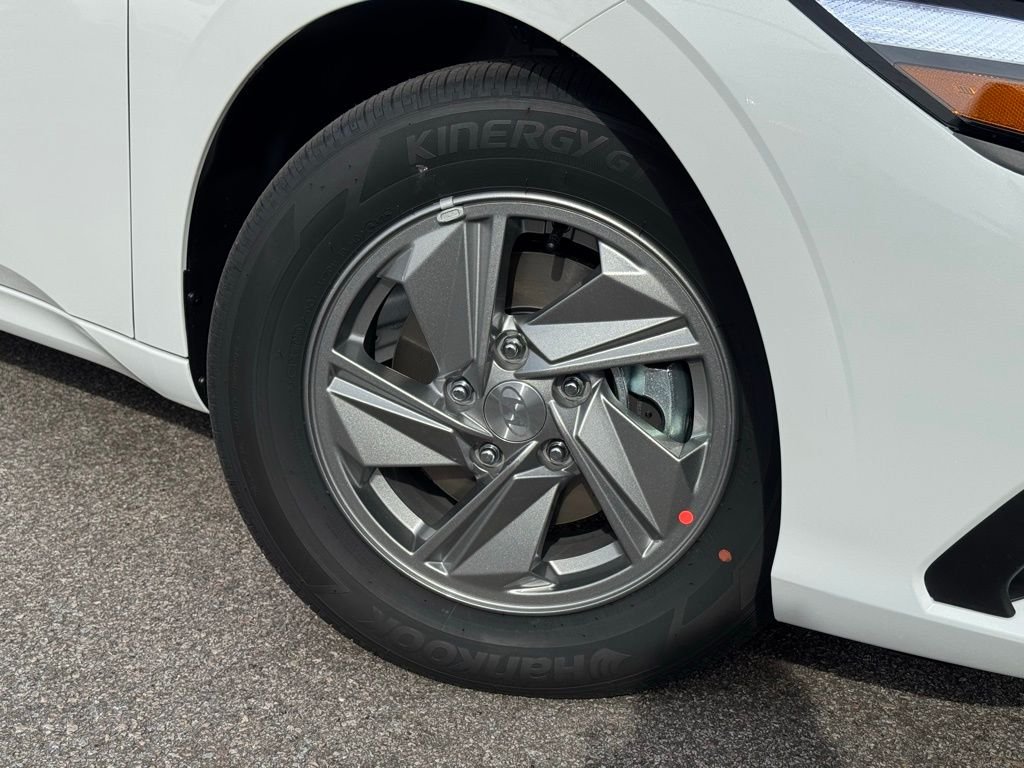 Certified Used 2026 White Hyundai SE image 4