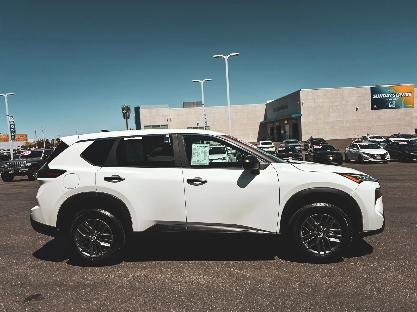 2024 Nissan Rogue S - Photo 8