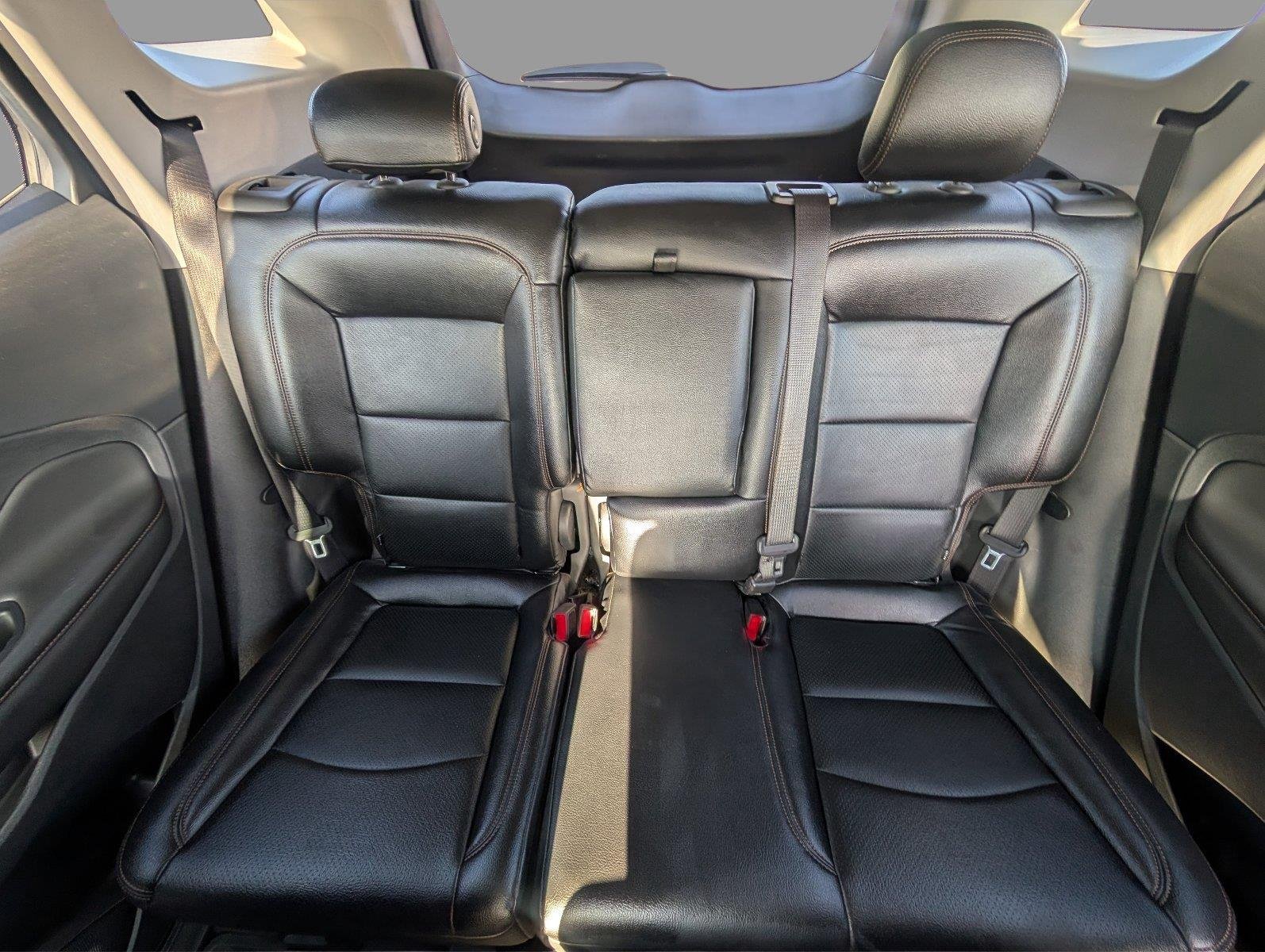 Used 2020 GRAPHITE GRAY METALLIC GMC SLE image 30