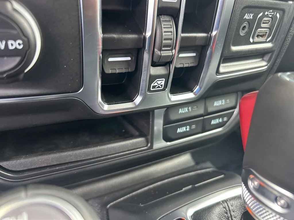 Certified Used 2025 White Jeep Sahara image 41