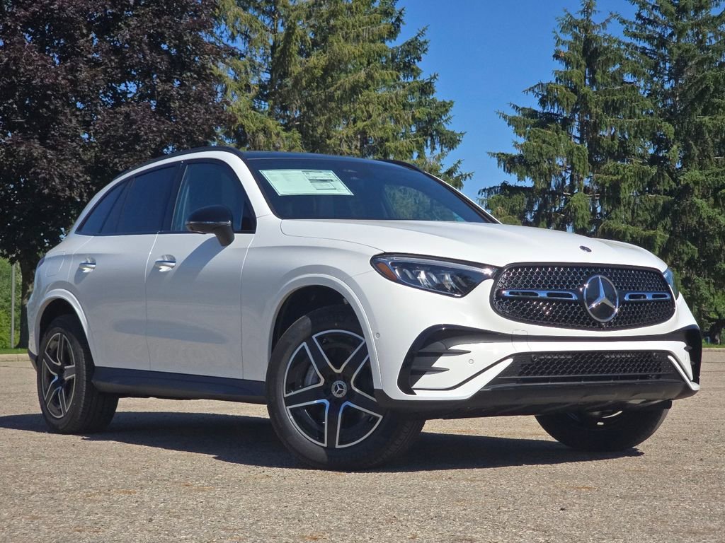 New 2026 Polar White Mercedes-Benz GLC 300 image 40