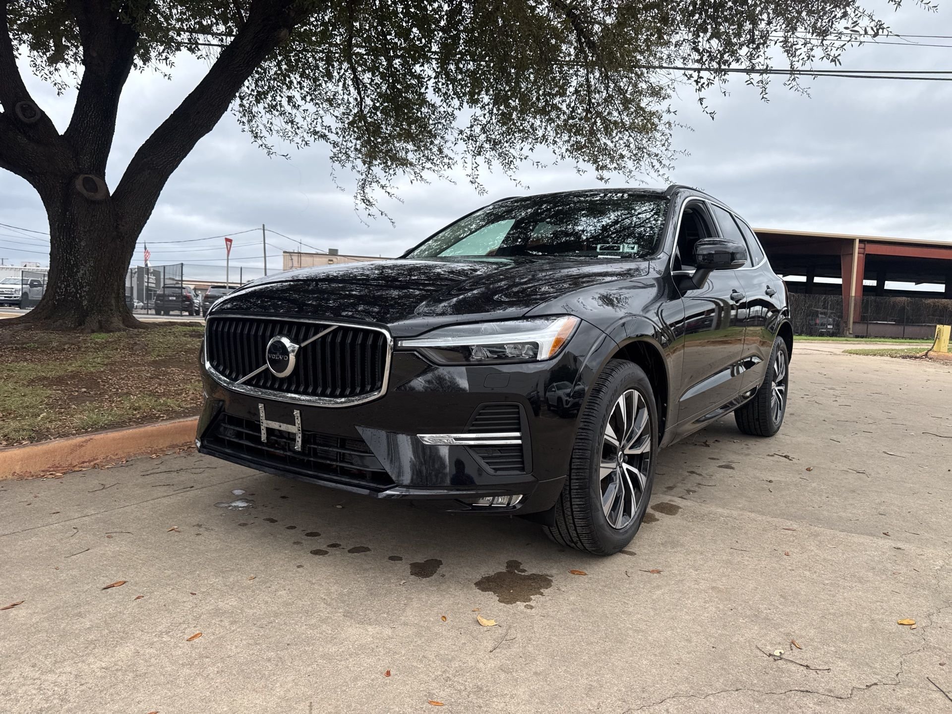2023 Volvo XC60 B5 Core AWD's photo