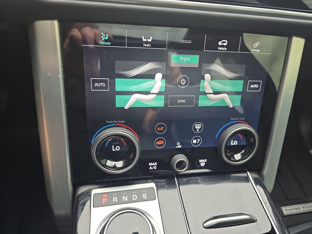 Used 2020 White Land Rover HSE image 27