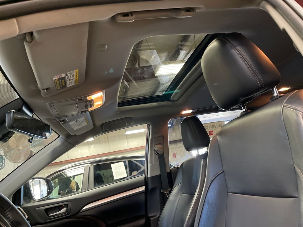 Certified Used 2019 Red Toyota XLE image 12
