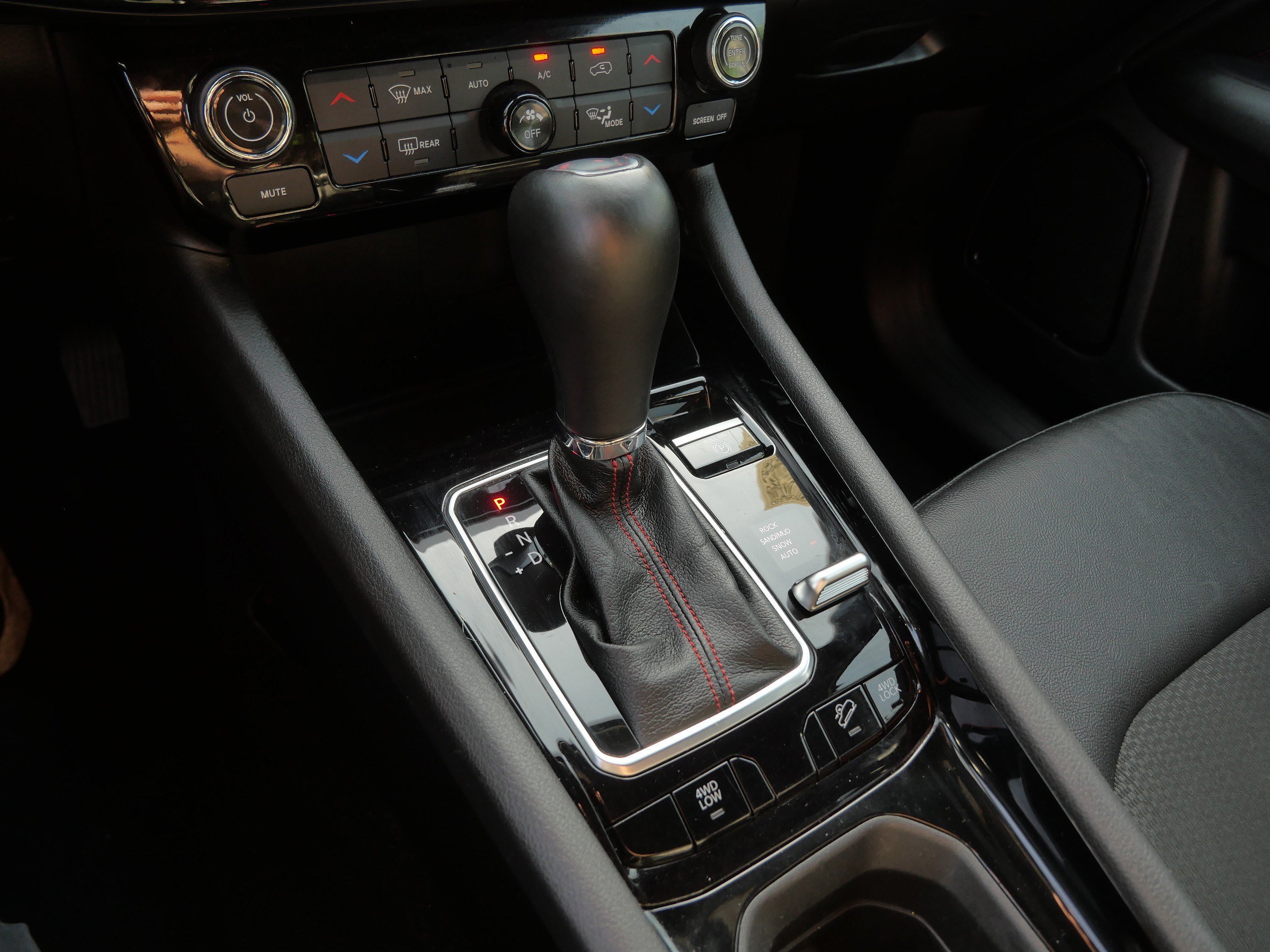 2025 Jeep Compass Trailhawk - Photo 24