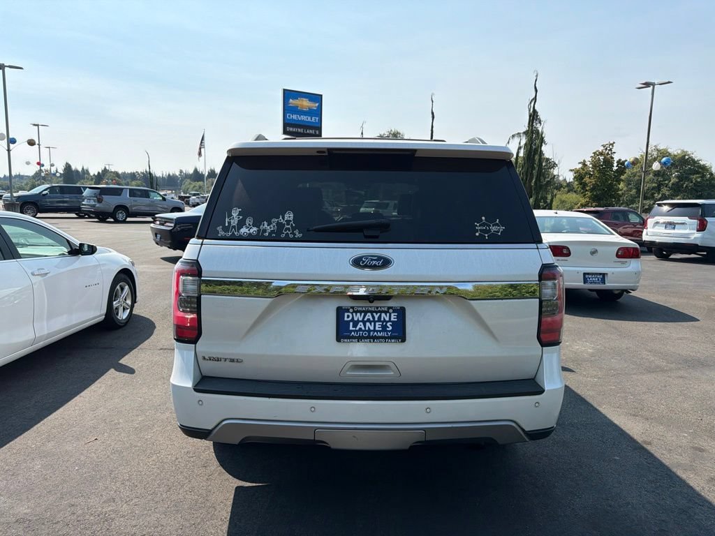 Used 2025 Summit White GMC SLT image 18